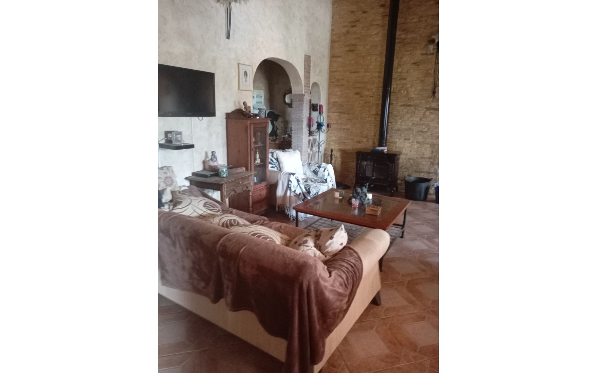 Resale - Villa - Dolores - Dolores Centro
