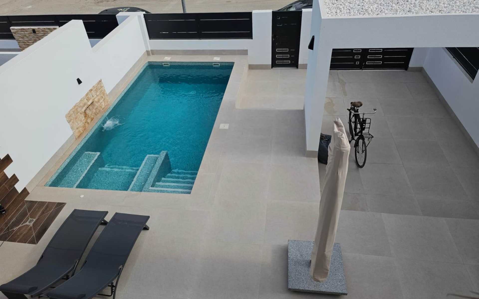 Resale - Villa - Dolores - Dolores Centro