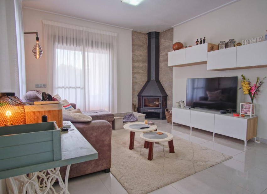 Resale - Villa - Dolores - Dolores Centro