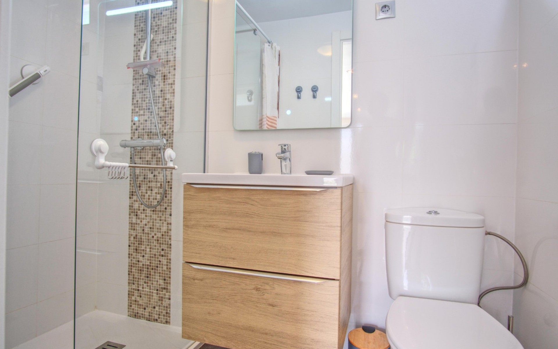 Resale - Villa - Dolores - Dolores Centro