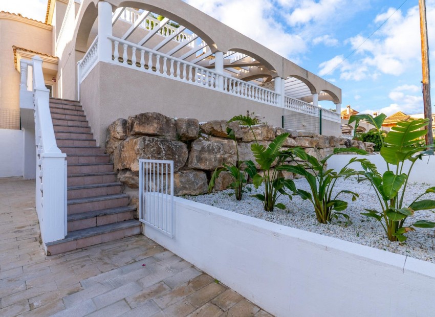 Resale - Villa - El Campello - El Campello 