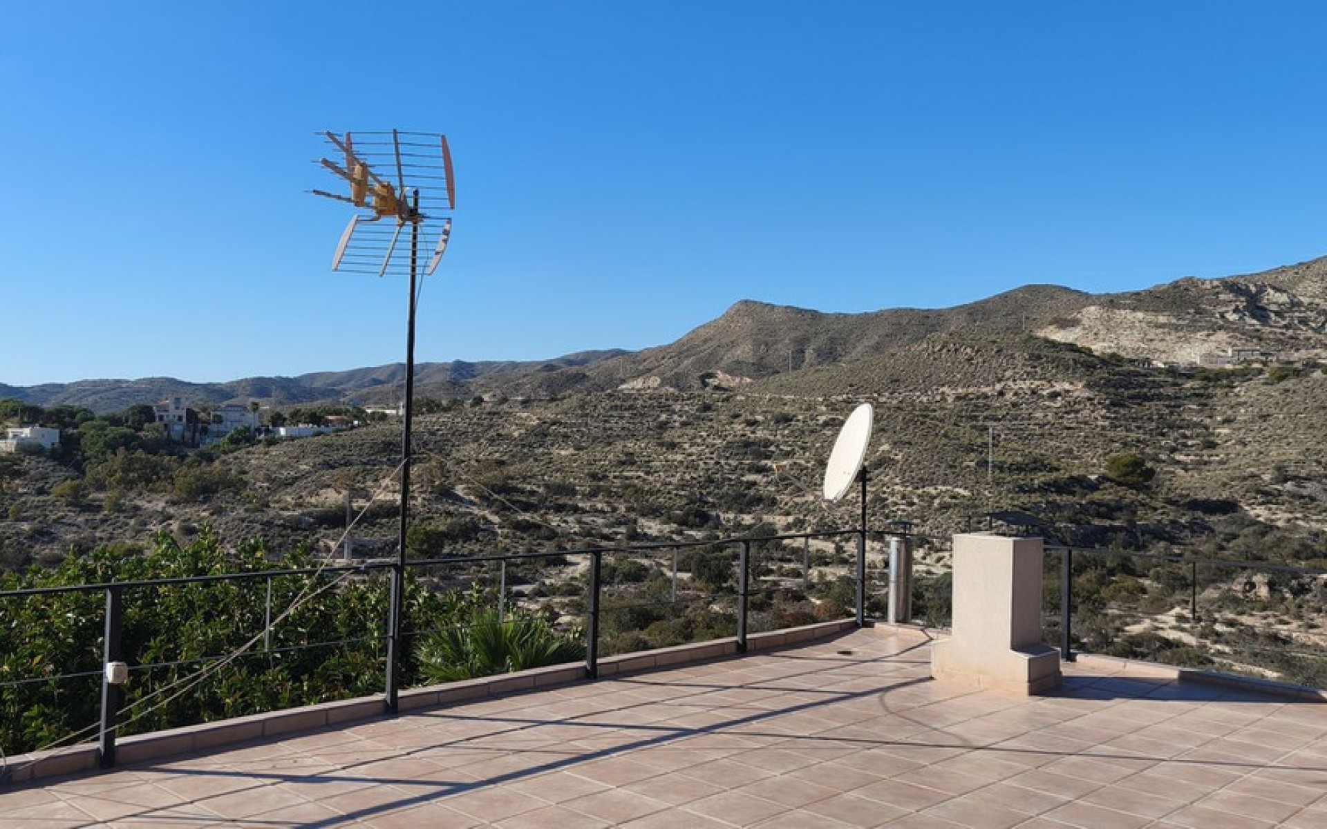 Resale - Villa - El Campello - El Campello 