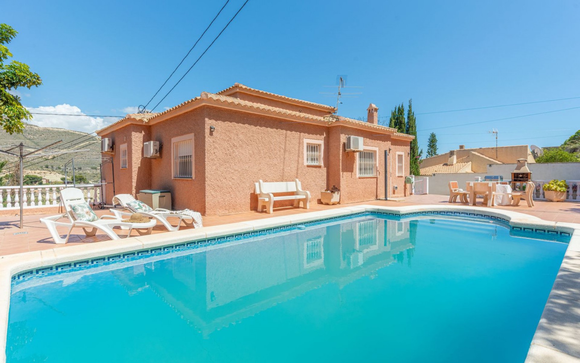 Resale - Villa - El Campello - El Campello 