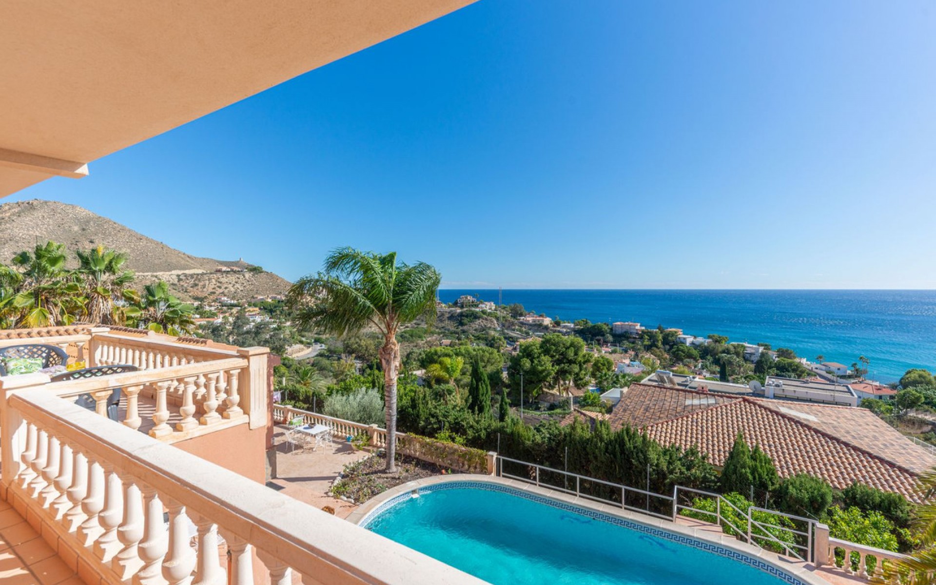 Resale - Villa - El Campello - El Campello 