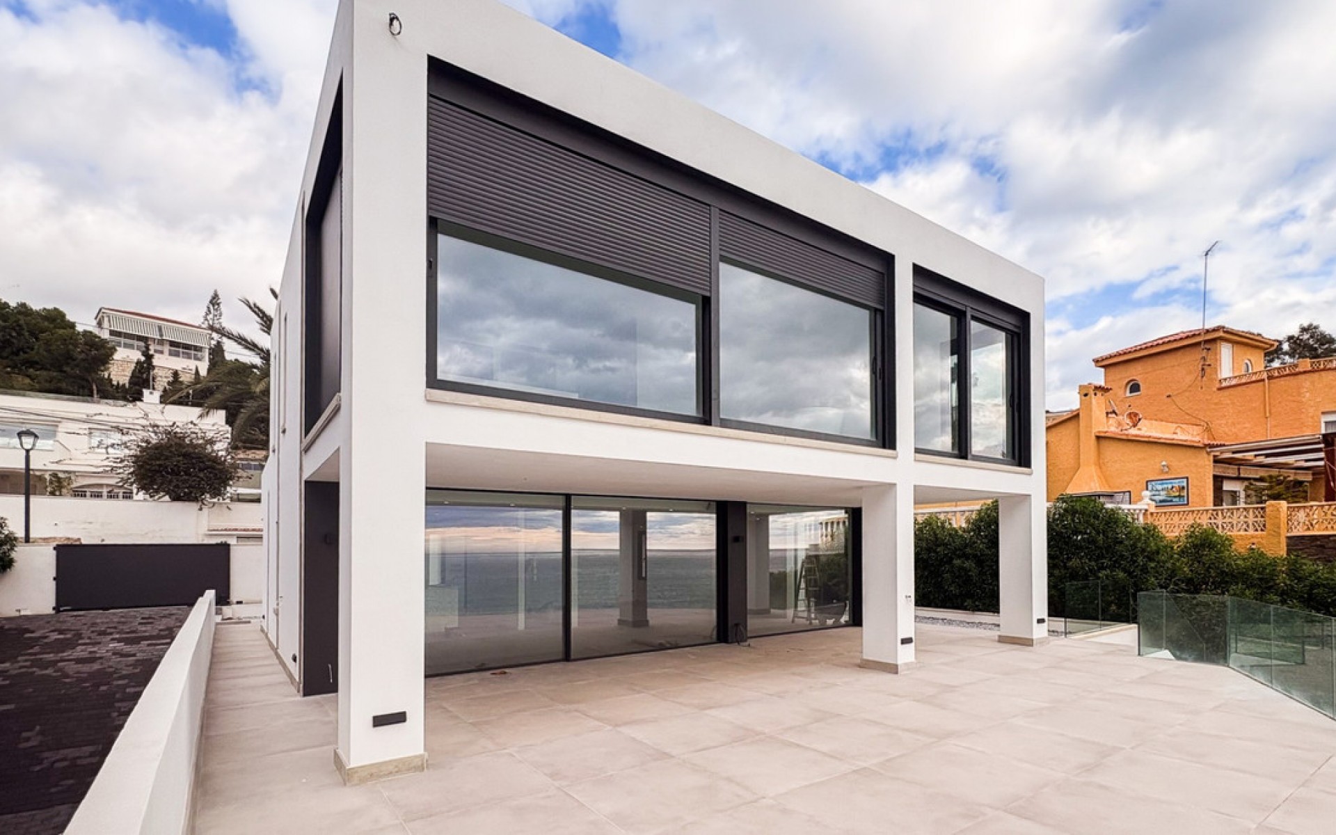 Resale - Villa - El Campello - El Campello 