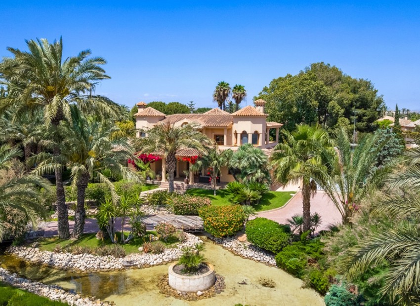 Resale - Villa - Elche - Elche Centro