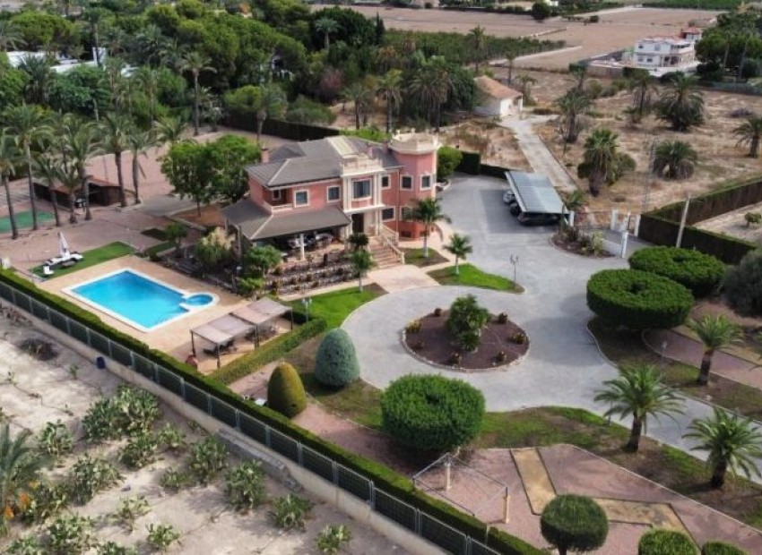 Resale - Villa - Elche - Elche Centro