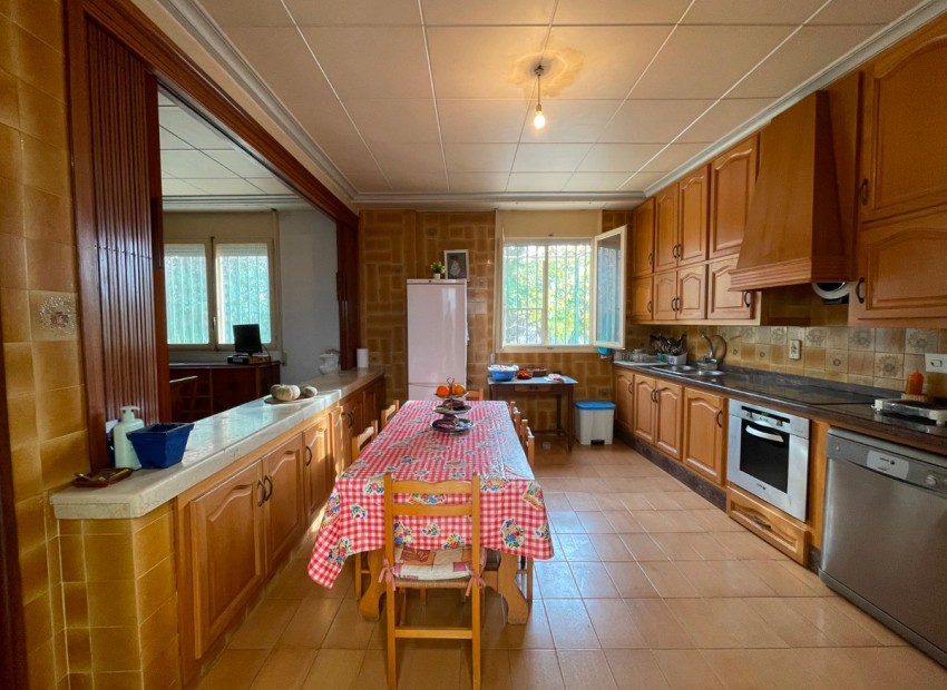 Resale - Villa - Elche - Elche Centro