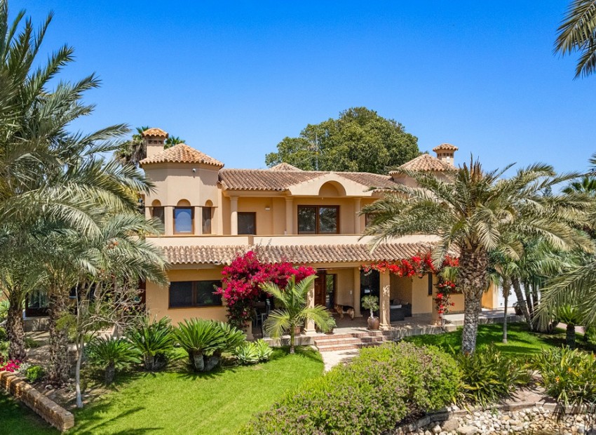 Resale - Villa - Elche - Elche Centro