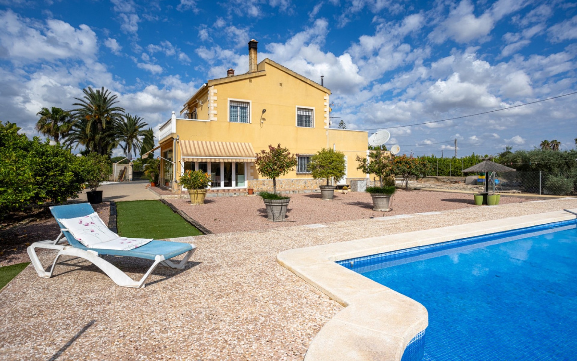 Resale - Villa - Elche - La Hoya