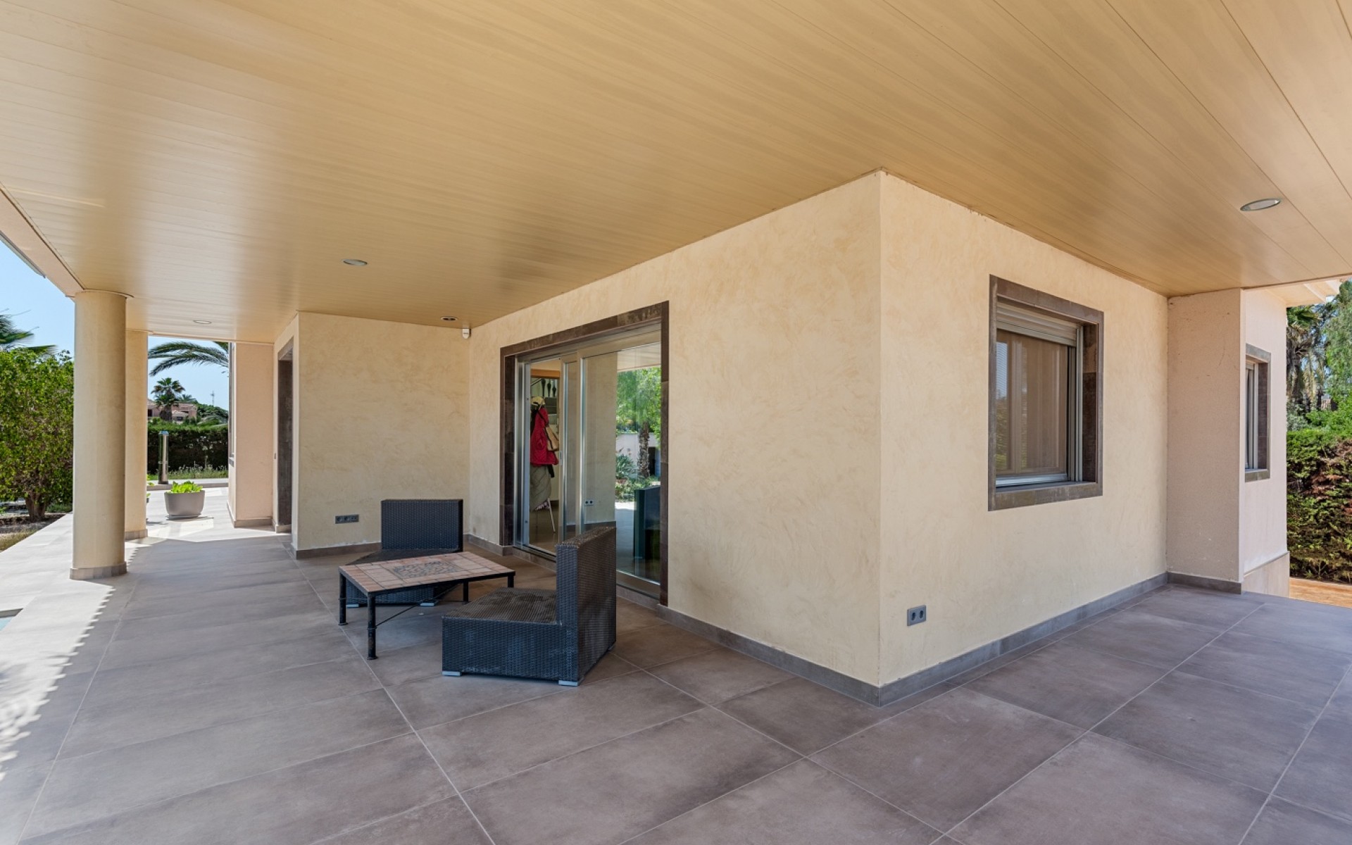 Resale - Villa - Elche