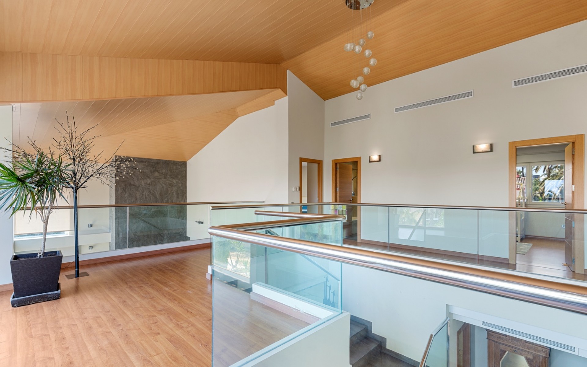 Resale - Villa - Elche