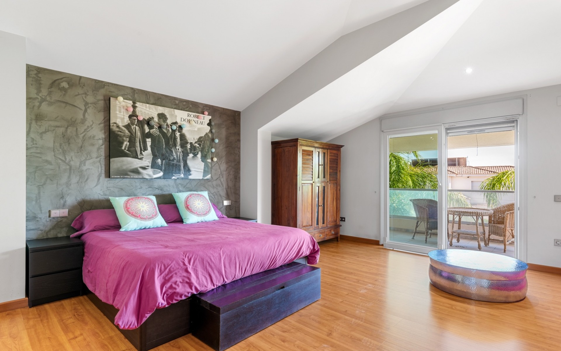 Resale - Villa - Elche