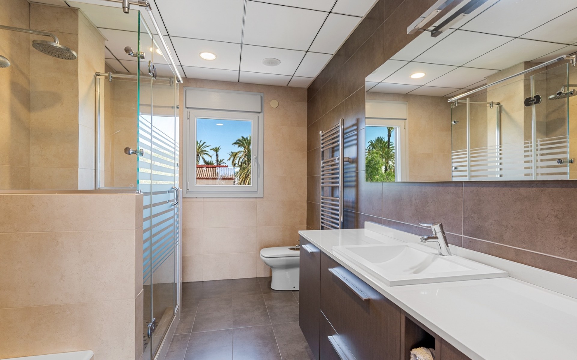 Resale - Villa - Elche