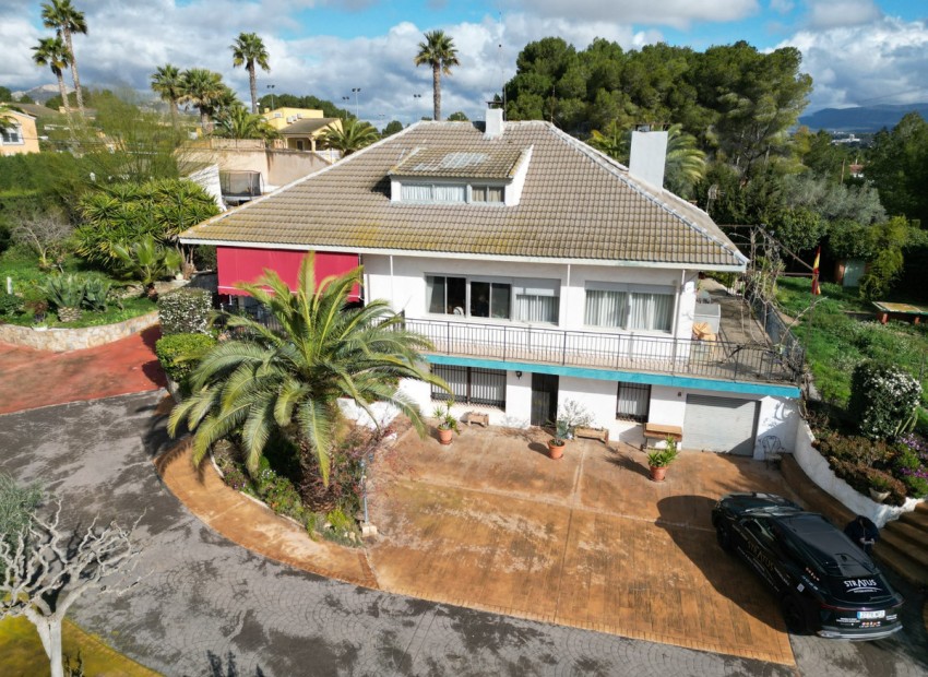 Resale - Villa - Elda - Elda Centro