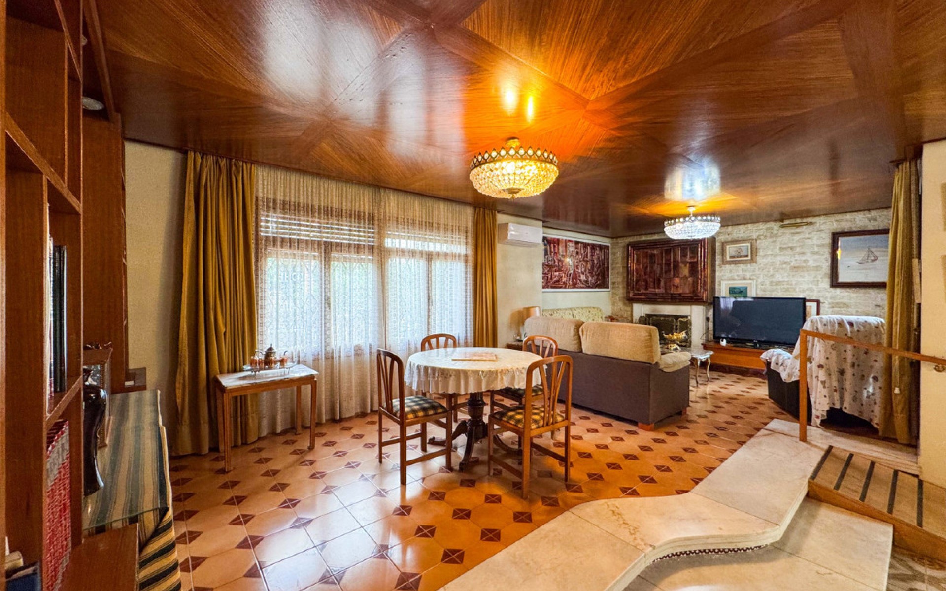 Resale - Villa - Elda - Elda Centro