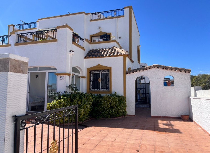 Resale - Villa - Entre Naranjo - Vistabella Golf