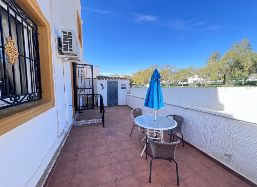 Resale - Villa - Entre Naranjo - Vistabella Golf