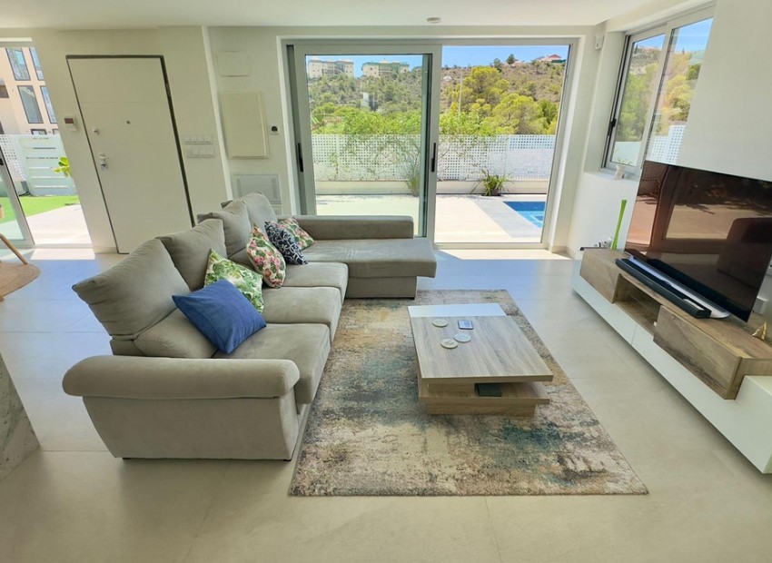 Resale - Villa - Finestrat