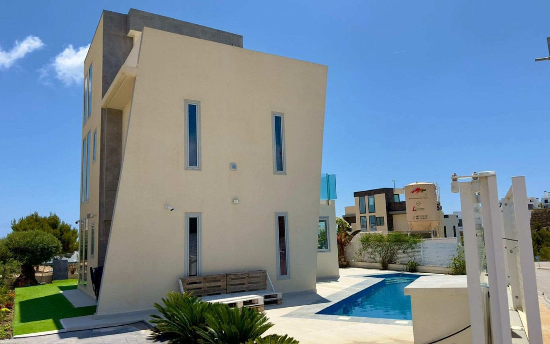 Resale - Villa - Finestrat
