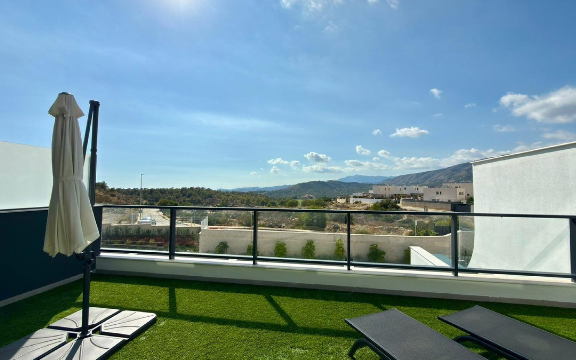 Resale - Villa - Finestrat