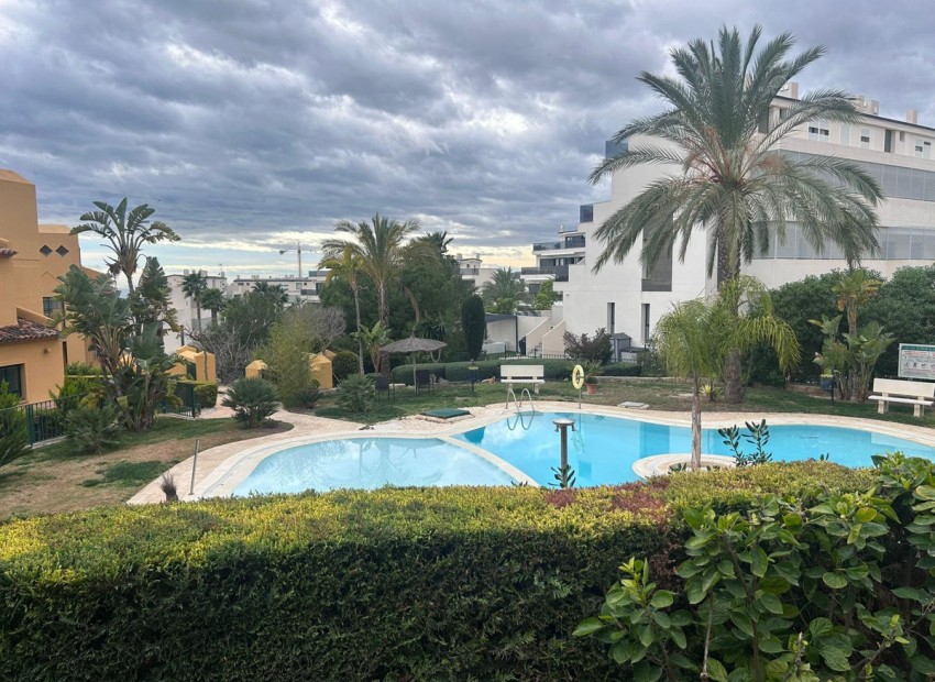 Resale - Villa - Finestrat