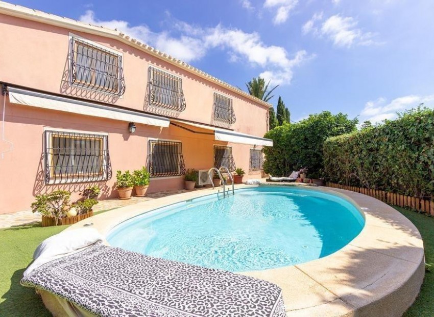 Resale - Villa - Finestrat