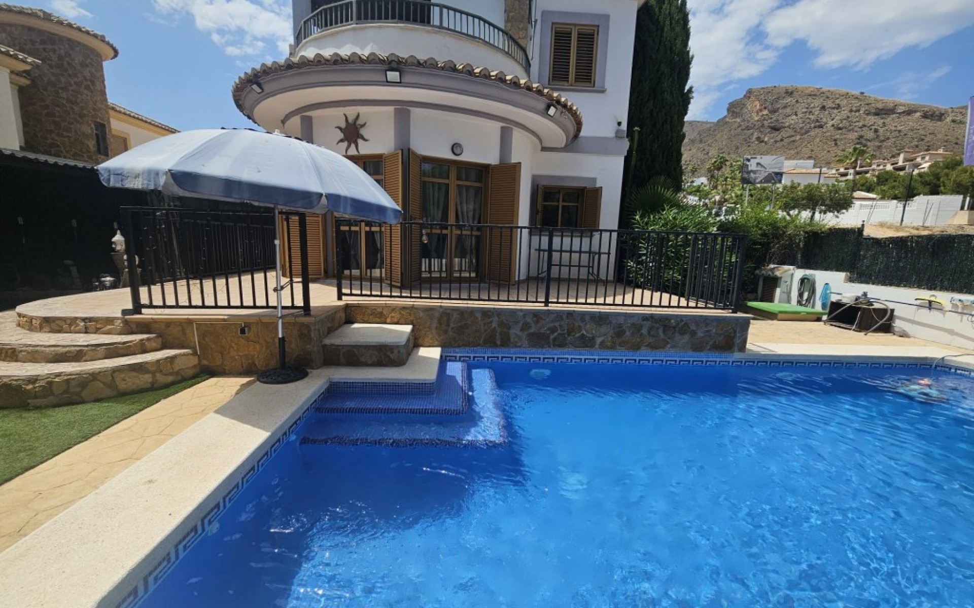 Resale - Villa - Finestrat
