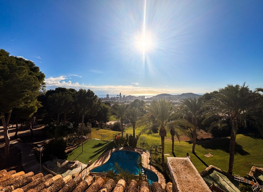 Resale - Villa - Finestrat