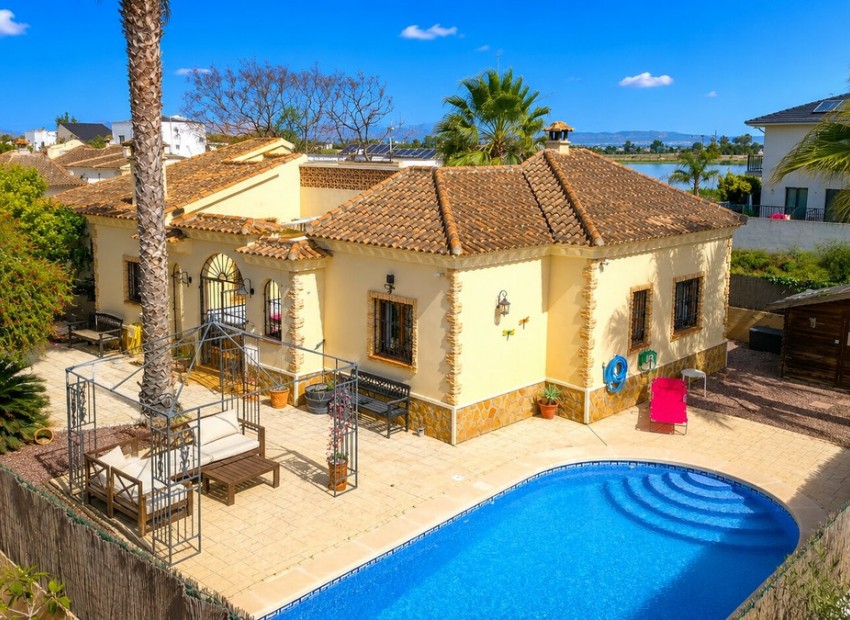 Resale - Villa - Formentera Del Segura - Formentera del Segura Centro