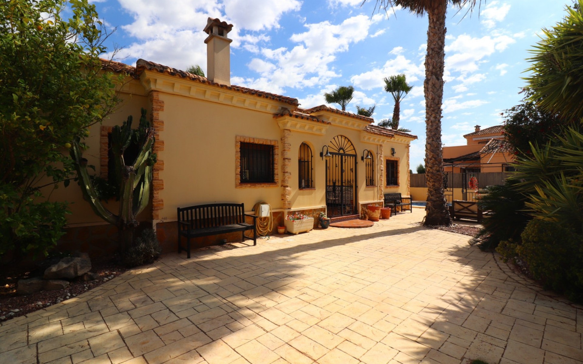Resale - Villa - Formentera Del Segura - Formentera del Segura Centro
