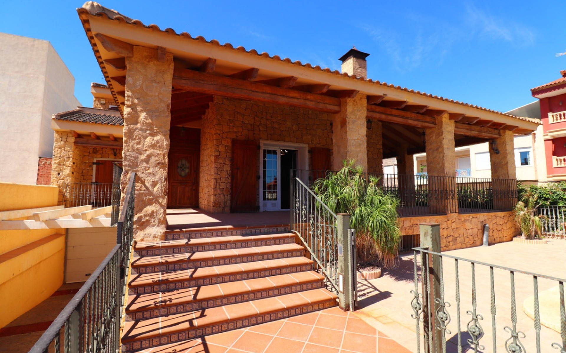 Resale - Villa - Formentera Del Segura - Los Palacios