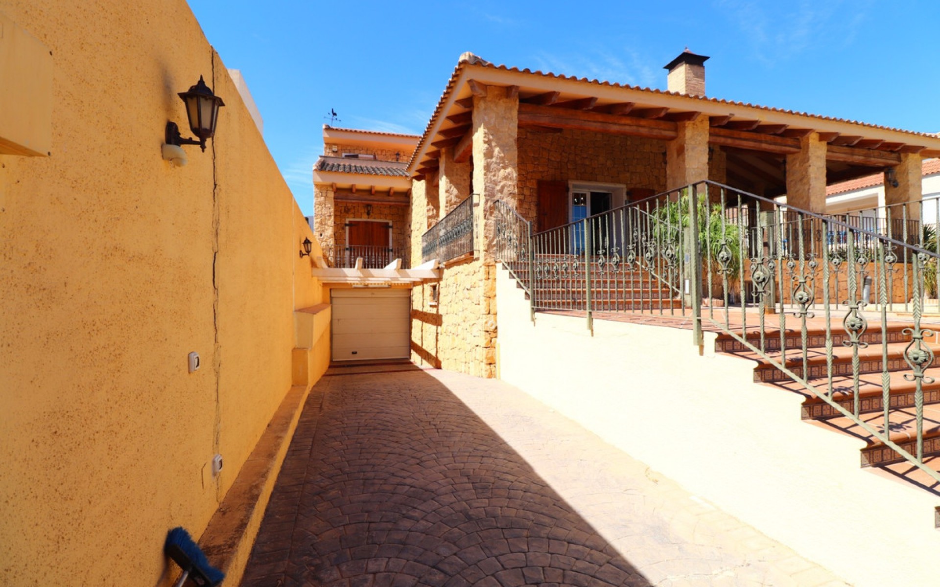 Resale - Villa - Formentera Del Segura - Los Palacios