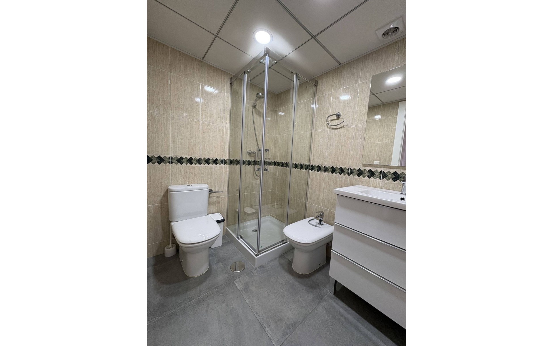 Resale - Villa - Gran Alacant