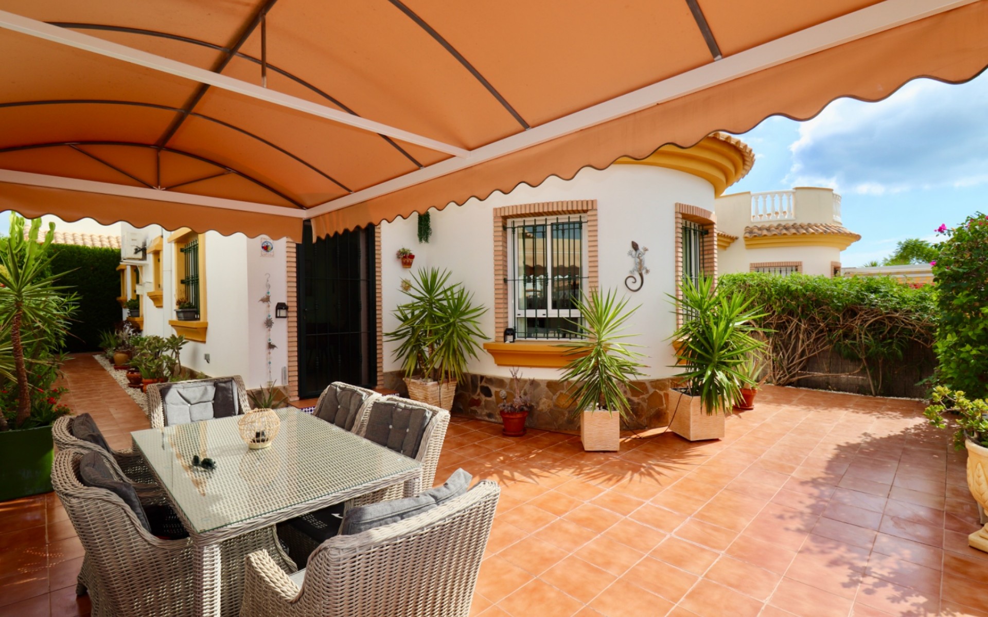 Resale - Villa - Guardamar Del Segura - El Raso