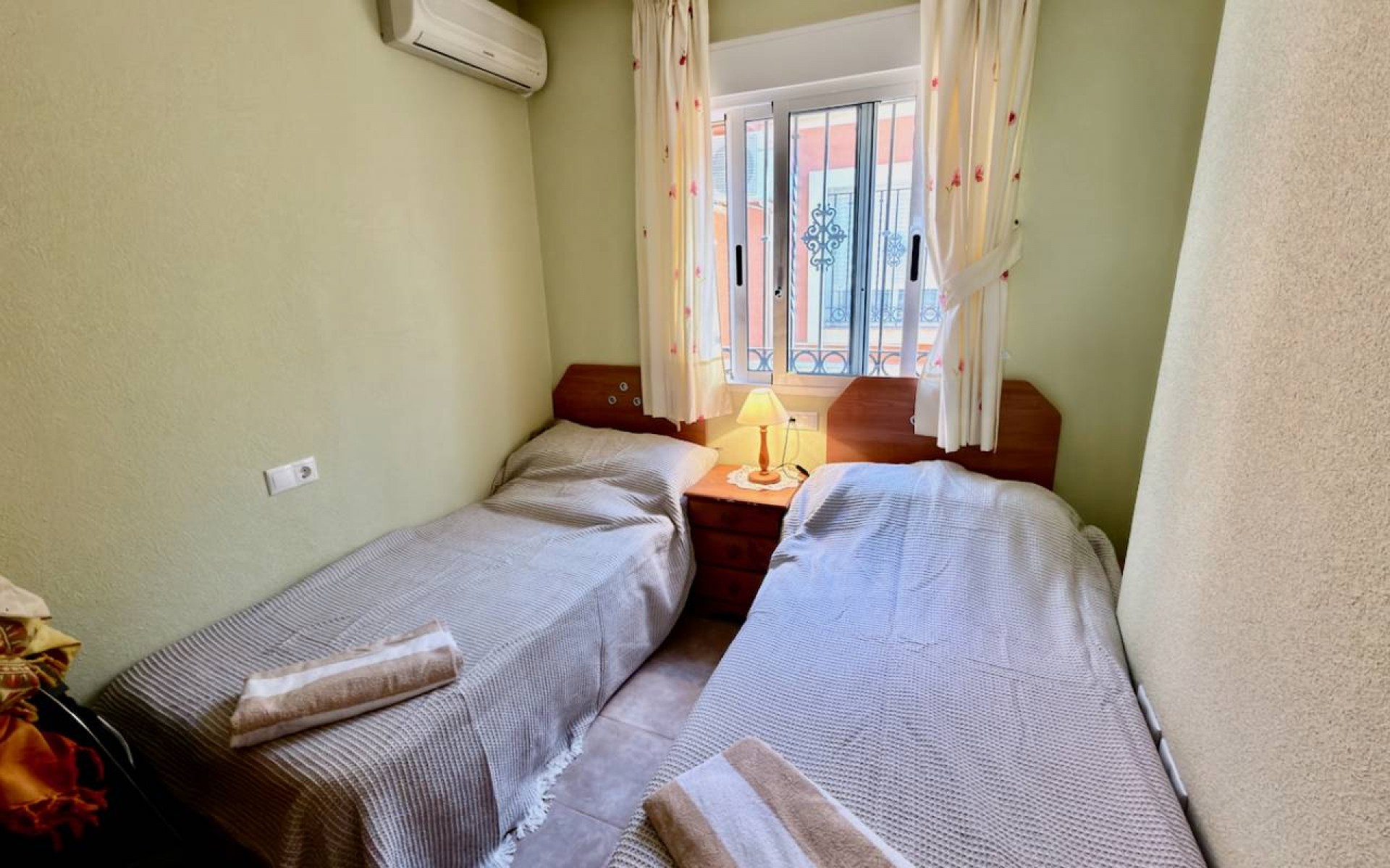 Resale - Villa - Guardamar Del Segura - El Raso