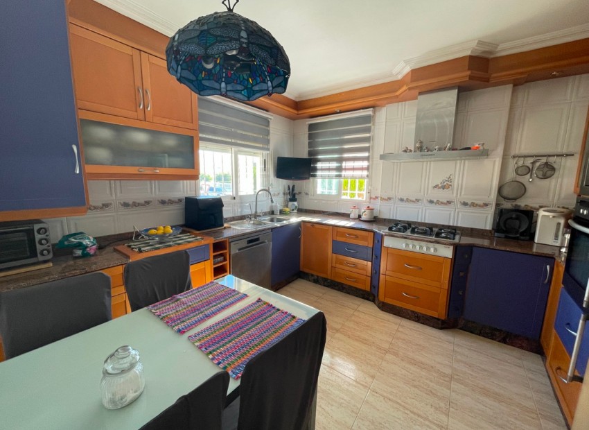 Resale - Villa - Guardamar Del Segura - Guardamar del Segura Centro