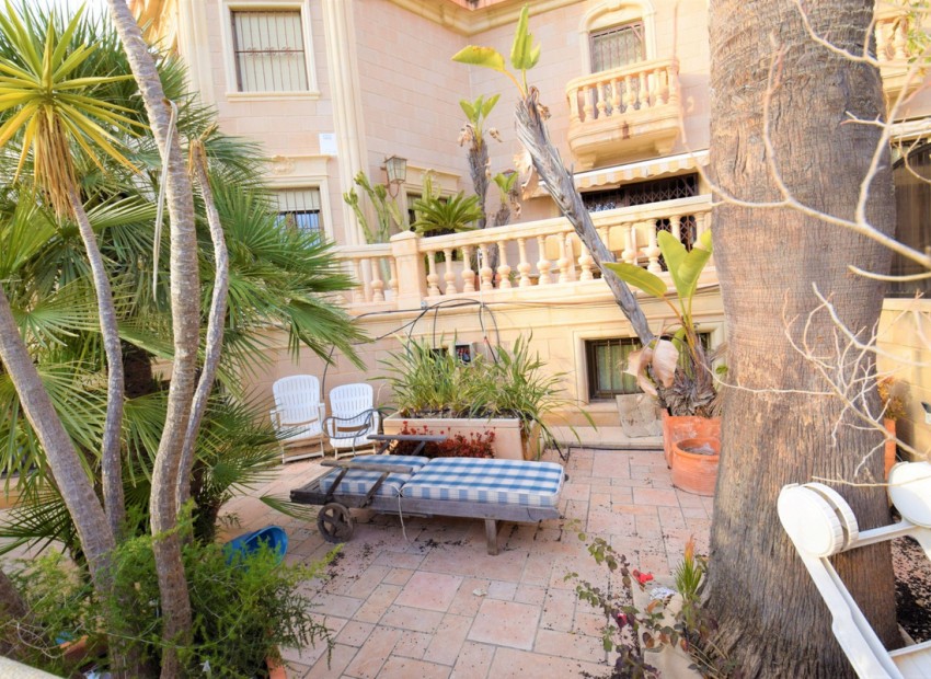 Resale - Villa - Guardamar Del Segura - Guardamar del Segura Centro
