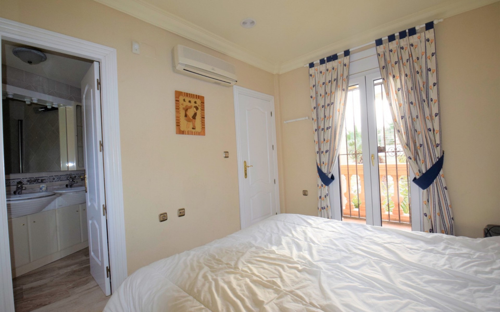 Resale - Villa - Guardamar Del Segura - Guardamar del Segura Centro