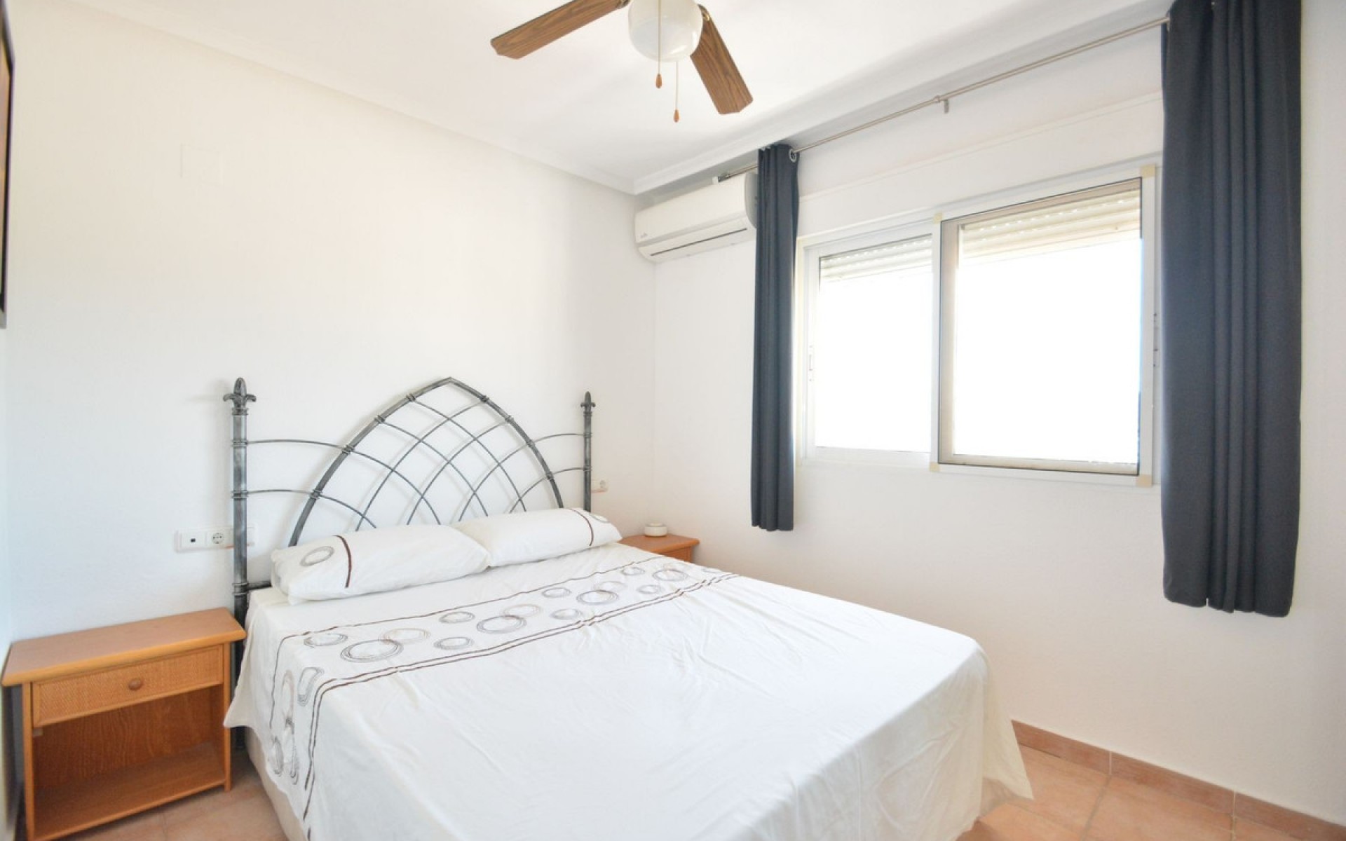 Resale - Villa - Guardamar Del Segura - Guardamar del Segura Centro