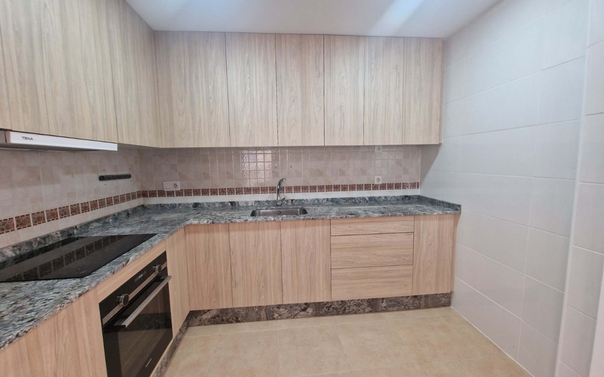 Resale - Villa - Guardamar Del Segura - Guardamar del Segura