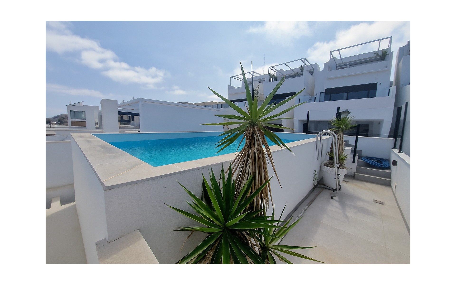 Resale - Villa - Guardamar Del Segura - Guardamar del Segura