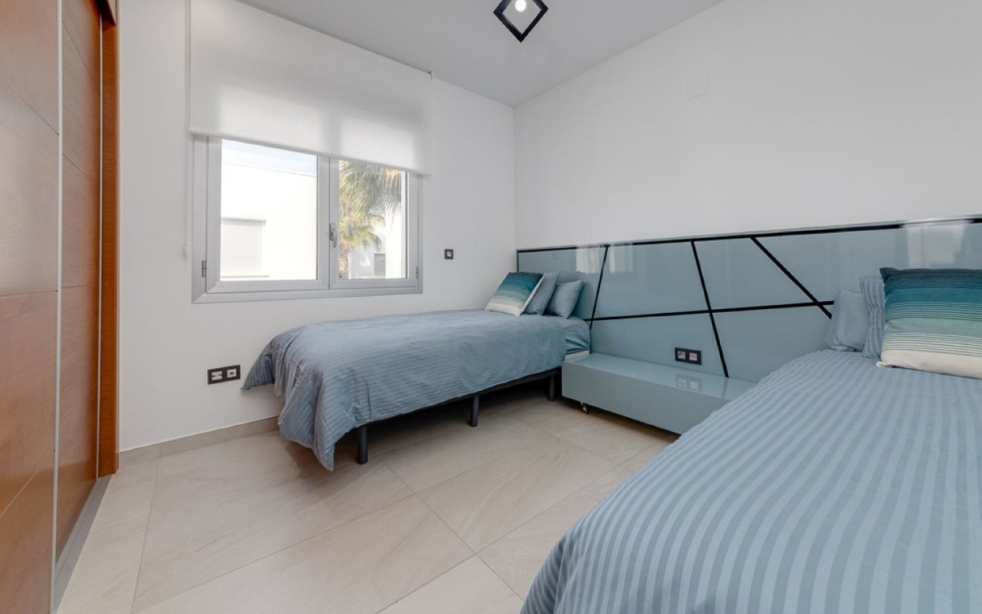 Resale - Villa - Guardamar Del Segura - Urbanización El Raso