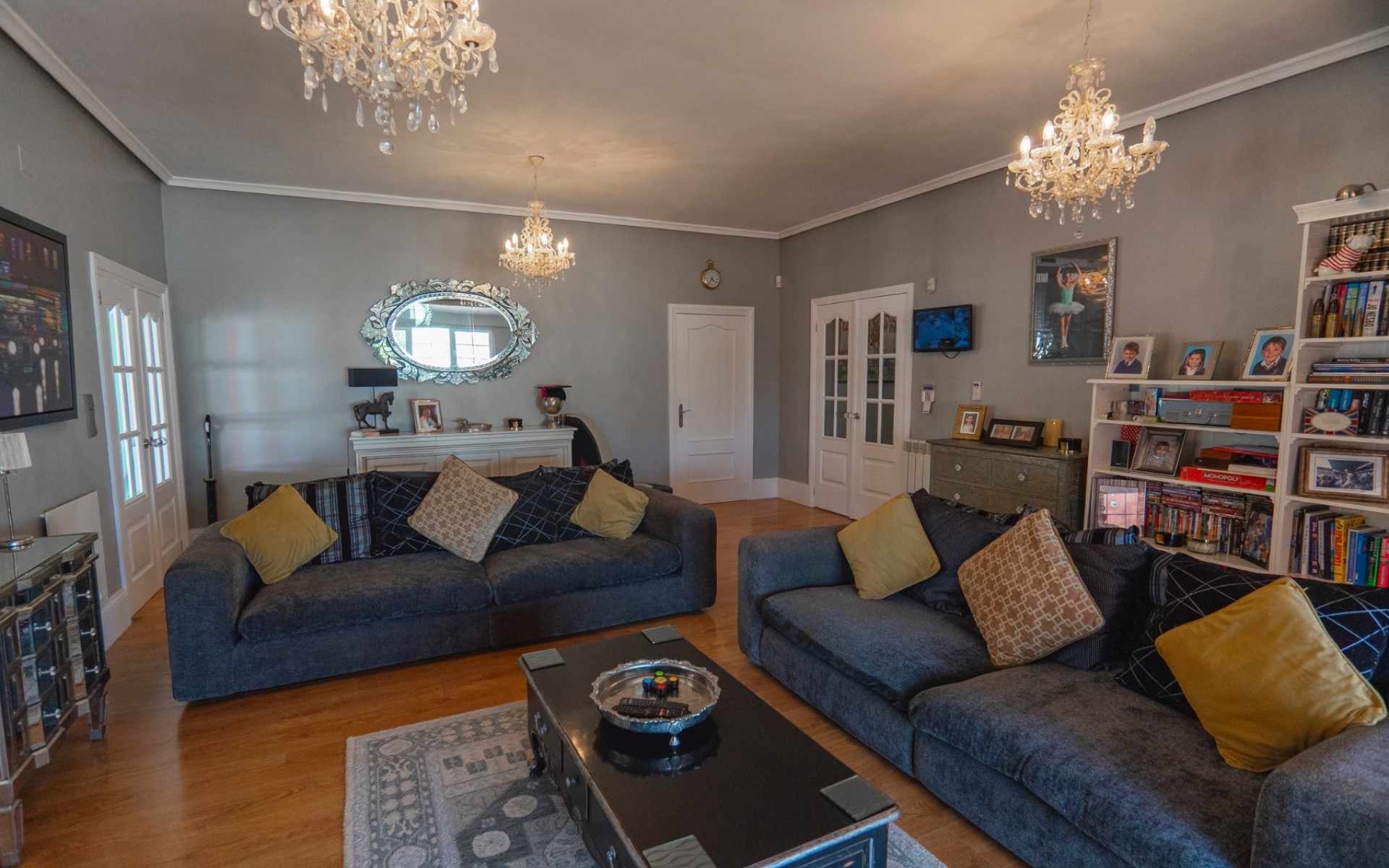 Resale - Villa - Heredades - Heradades