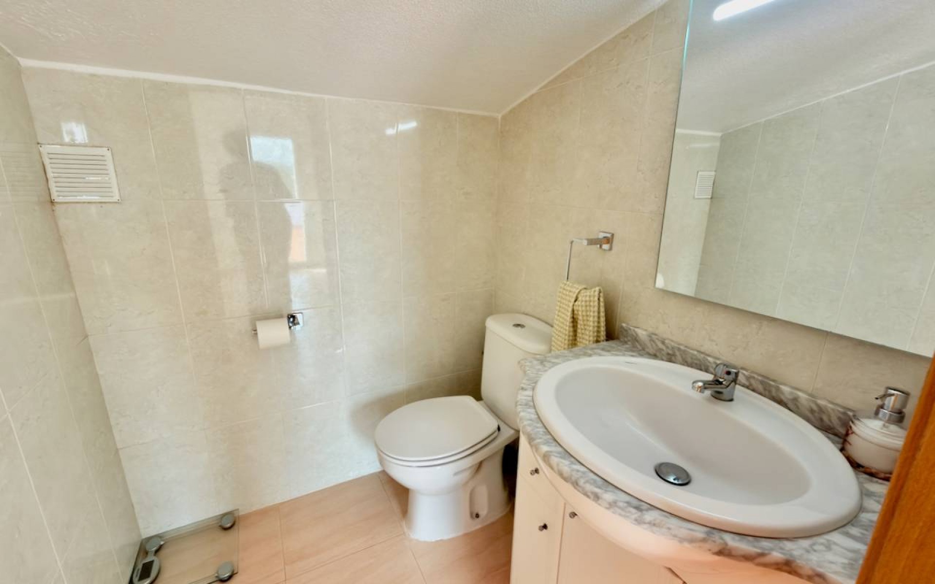 Resale - Villa - Hondon De Los Frailes - Hondon de los Frailes