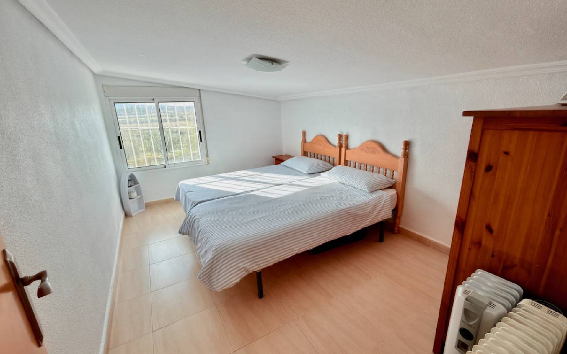 Resale - Villa - Hondon De Los Frailes - Hondon de los Frailes