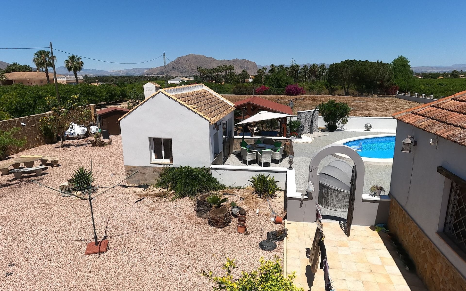 Resale - Villa - Jacarilla