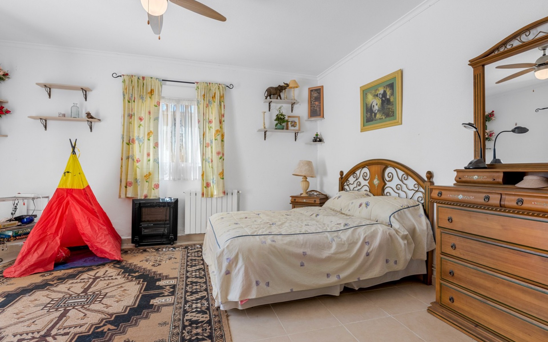 Resale - Villa - Jacarilla