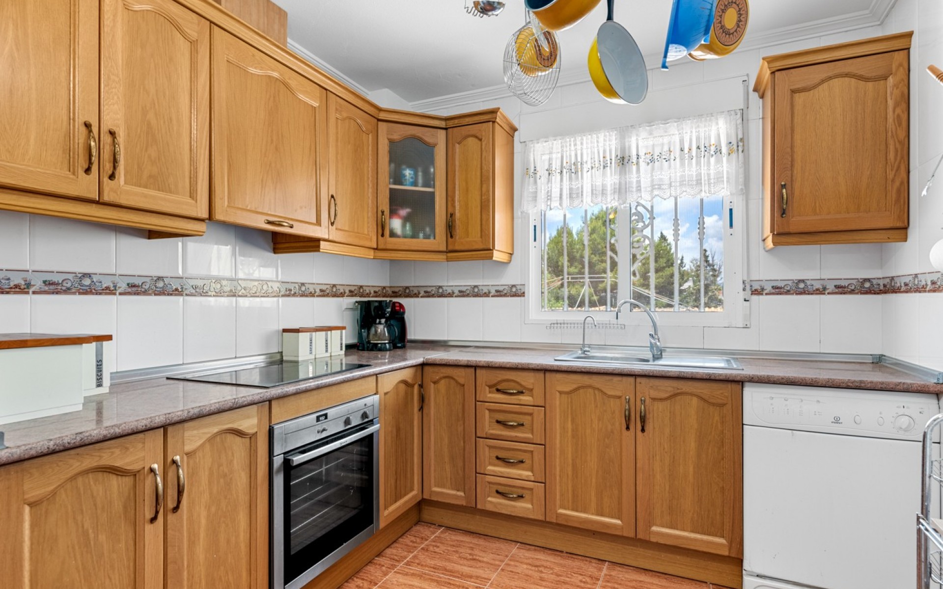 Resale - Villa - Jacarilla