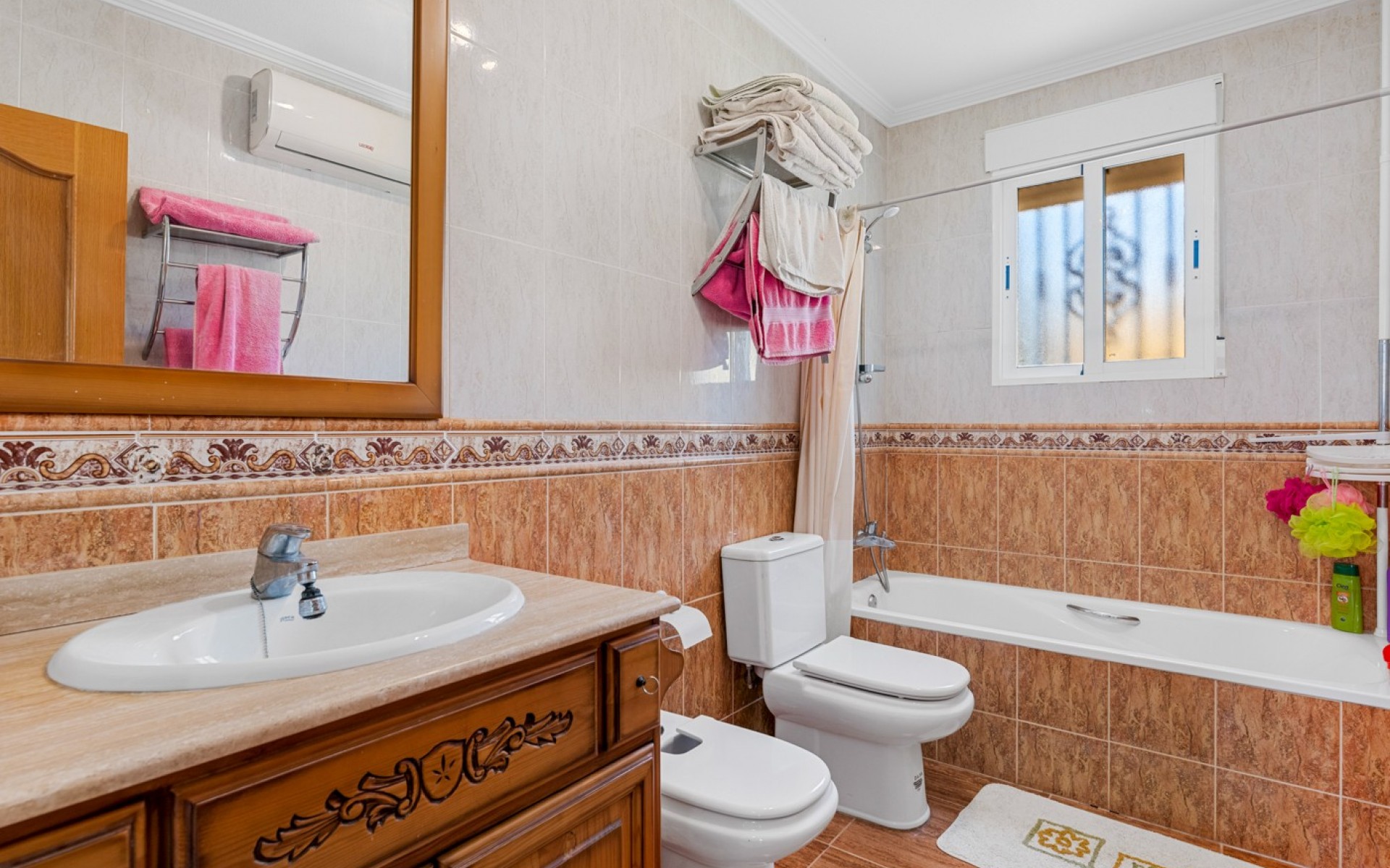 Resale - Villa - Jacarilla